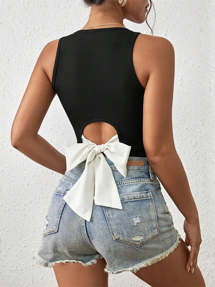 Black V-Neck Slim-Fit Cutout Crop Top Welt Pockets Slit Pockets Flap Pockets