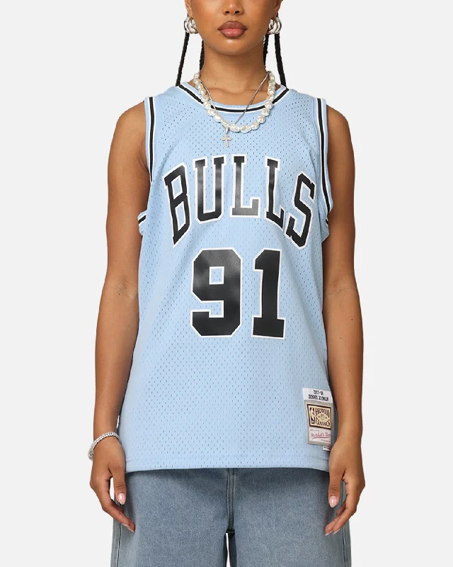 Mitchell & Ness Chicago Bulls Dennis Rodman 'Vapor Blue' Jersey Light Blue Textured Jersey Blouse Mitchell & Ness Chicago Bulls Dennis Rodman 'Vapor Blue' Jersey Light Blue Textured Jersey Blouse