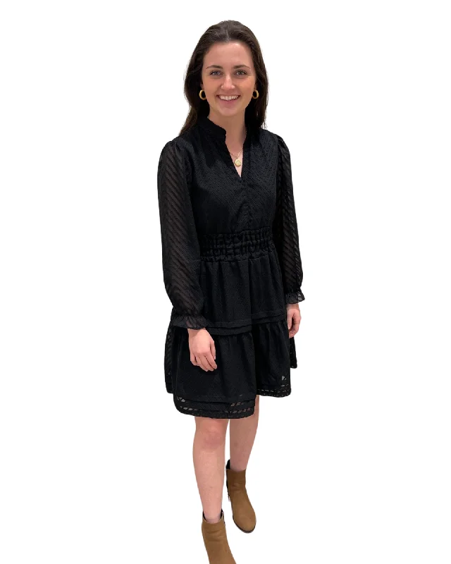 The Darby Notch Neck Chevron Illusion Print Dress in Black Tunics Fashionable trendy