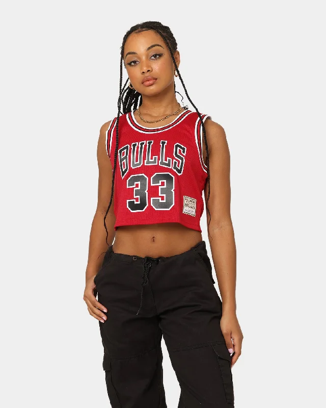 Mitchell & Ness Women's Chicago Bulls Scottie Pippen #33 NBA Cropped Jersey Red Textured Jersey Blouse Mitchell & Ness Women's Chicago Bulls Scottie Pippen #33 NBA Cropped Jersey Red Textured Jersey Blouse