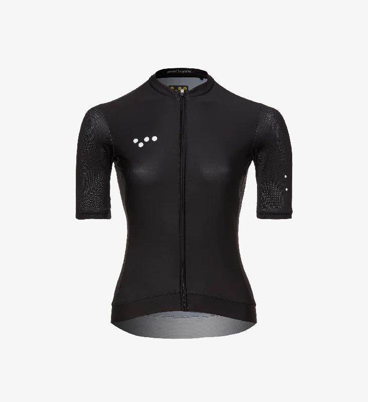 Core / Women's Classic Jersey - Black Halter Neck Jersey Tee