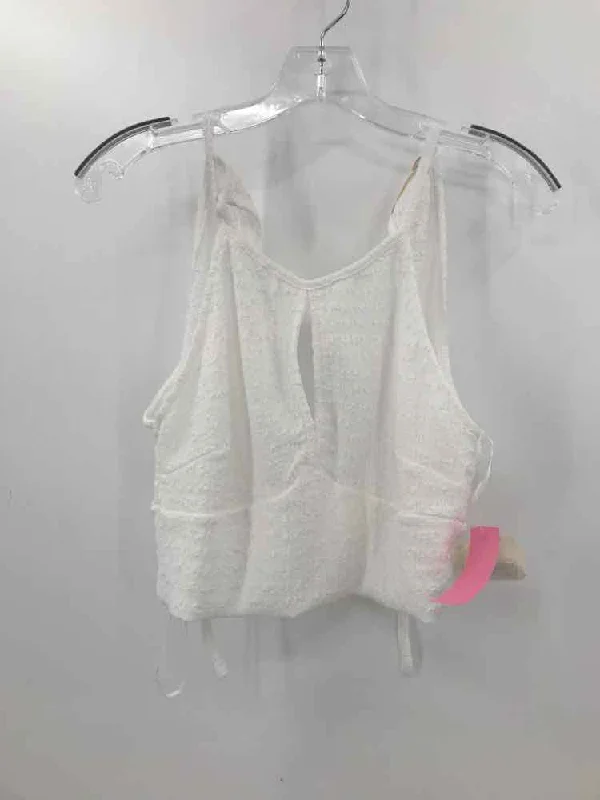 Pre-Owned Altar'd State White Size Medium Cropped Tank Top crossback tank top