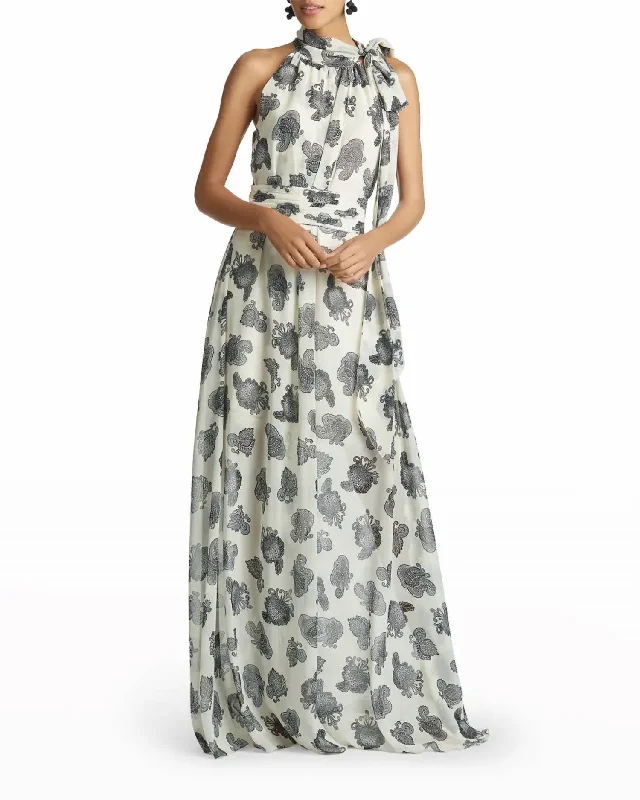 Tatum Dress In Pomegranate/black Antique/white Paisley