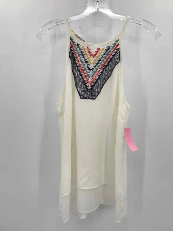 Pre-Owned THML Ivory Size Medium Tank Top trendy tank top