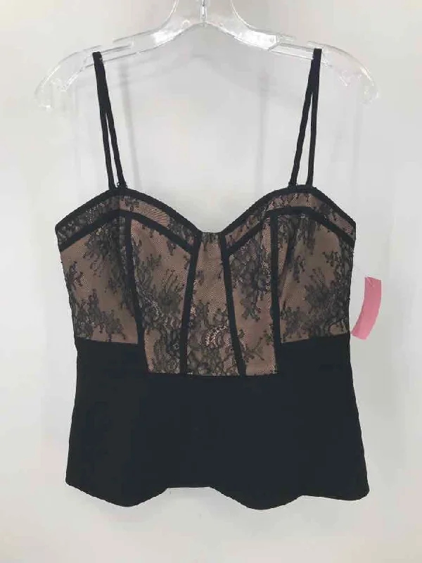 Pre-Owned BCBG Black Size Medium Tank Top cropped tank top