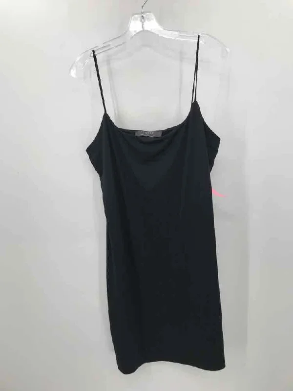 Pre-Owned Primark Black Size XL Tunic Tank Top fashionable tank top