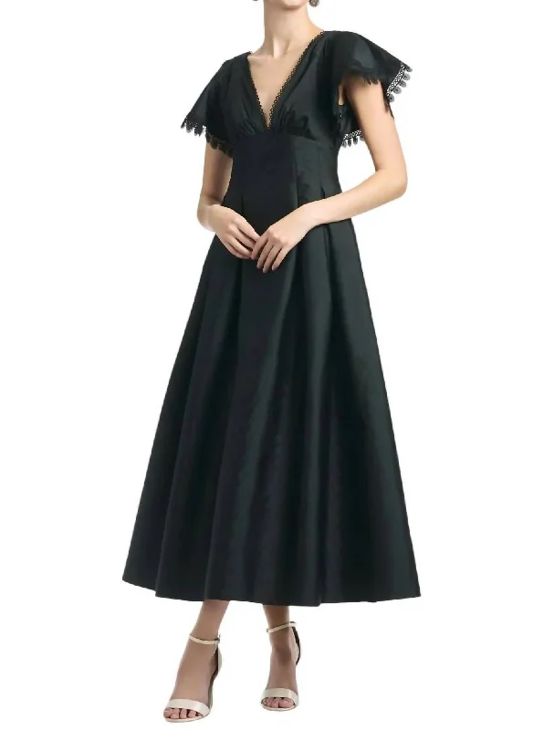 Sara Dress In Black