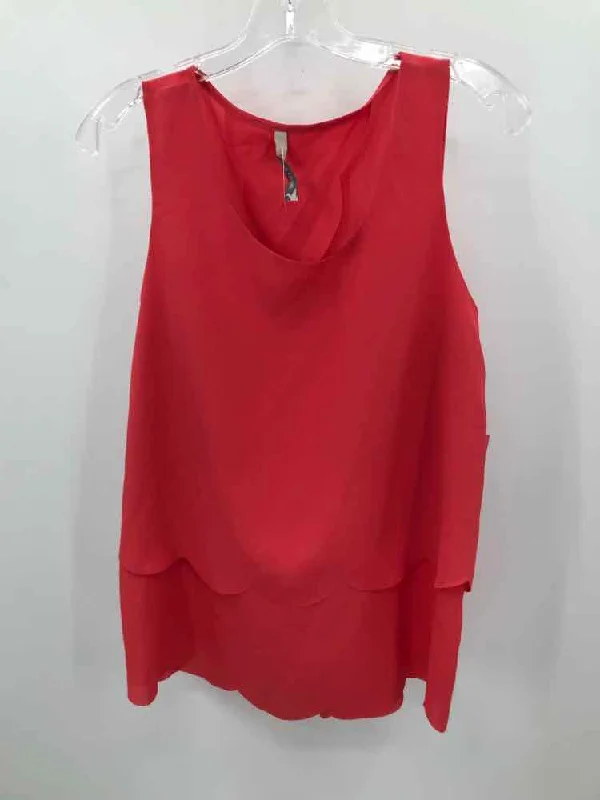 Pre-Owned Paper Crane Red Size Medium Tank Top navy tank top