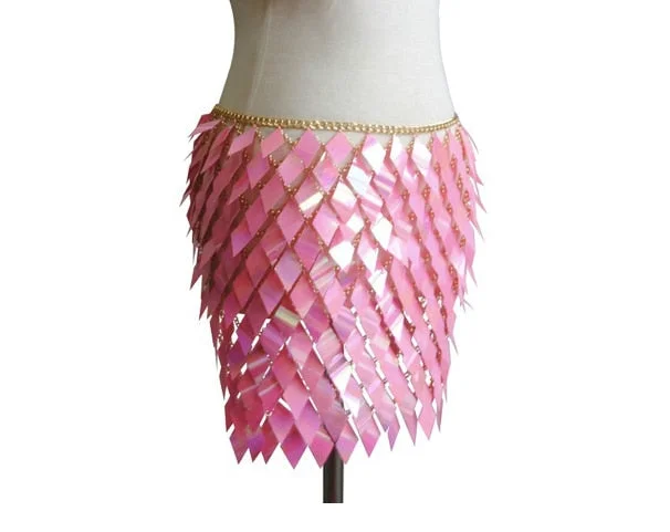 pink skirt
