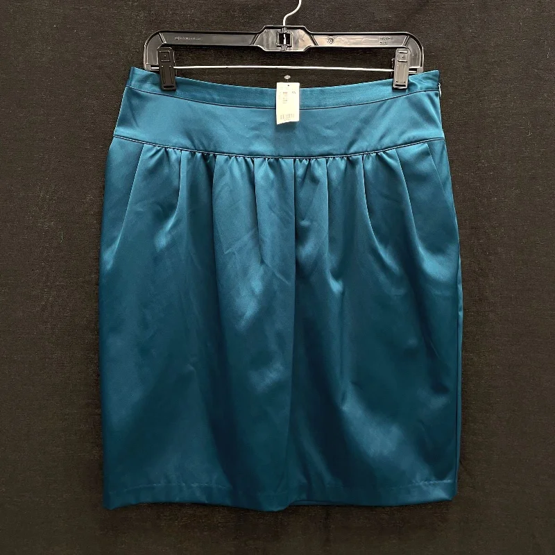 NWT Wmns THE LIMITED Teal Blue Silky Satin Knee Length Skirt w/ Pockets Sz M casual skirt length NWT Wmns THE LIMITED Teal Blue Silky Satin Knee Length Skirt w/ Pockets Sz M casual skirt length